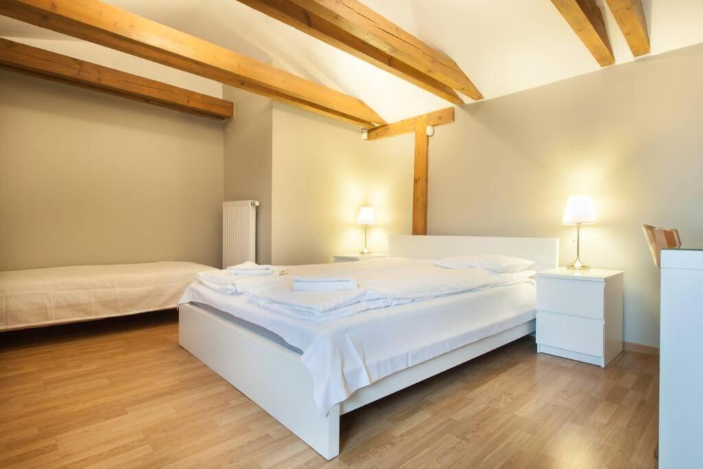 Florianska Penthouse Delux Lägenhet Kraków Exteriör bild